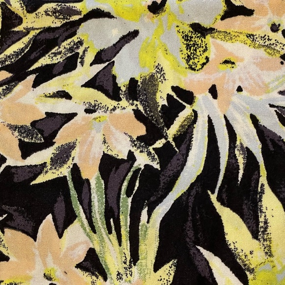 NWT Volcom Top - Picture 4 of 4